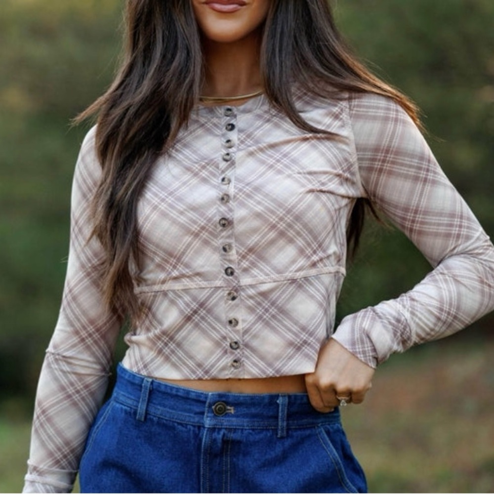 Promesa Beige Plaid Button Down Crop Top